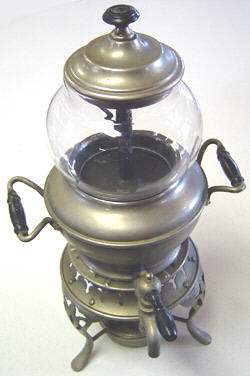 https://www.coffeedetective.com/images/can-you-help-me-identify-this-coffee-maker-21310912.jpg