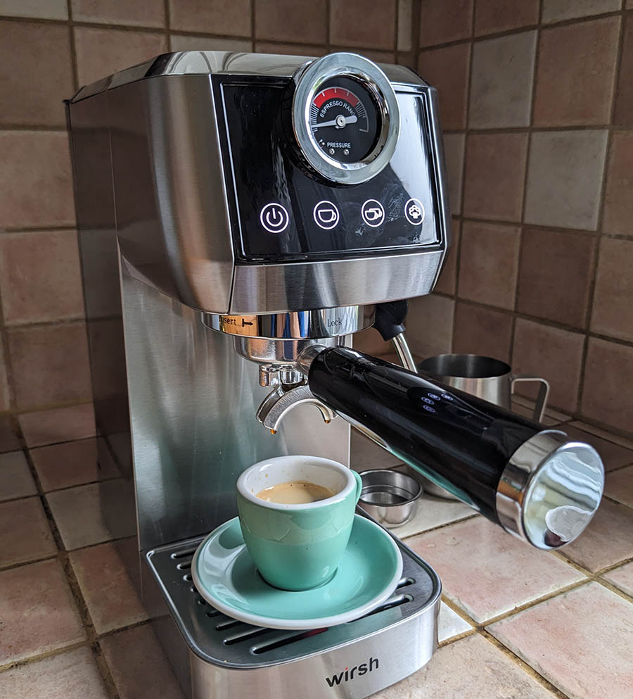 Sage Bambino Plus espresso maker review